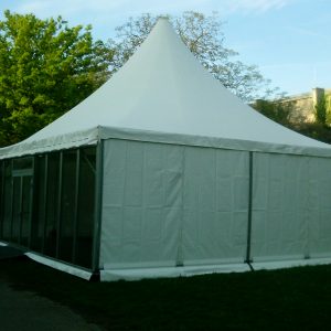 8x8 m Pagodenzelt – Seitenhöhe 3,46 m – Höhe 7,60 m – neuwertig