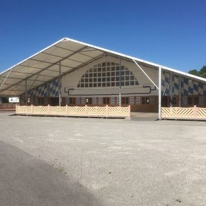 Festzelthalle 33x145 m inkl. zahlreichem Zubehör